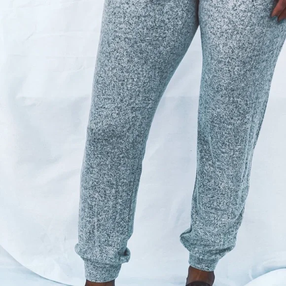 Fornia Loungewear Gray Set Multiple Sizes Available Brand New - Picture 4 of 12